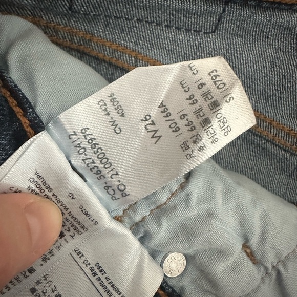 Levi’s Classic Blue Denim Women's Shorts - Picture 7 of 8